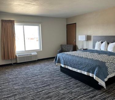 Grand Island Hotel | Super 8 by Wyndham Grand Island