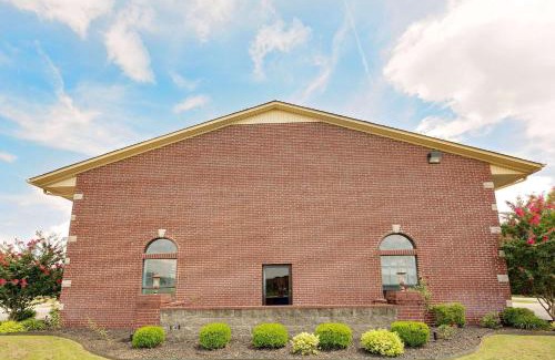 Hazen Hotel | Super 8 by Wyndham Hazen