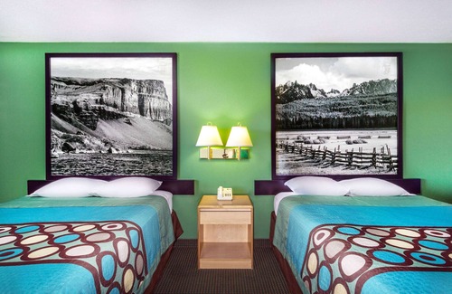 Heyburn Hotel | Super 8 by Wyndham Heyburn/Burley Area