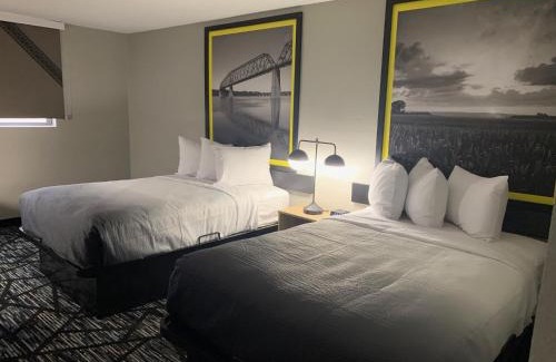 Kirksville Hotel | Super 8 by Wyndham Kirksville-University Area