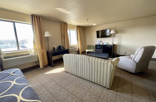 Macon Hotel | Super 8 by Wyndham Macon