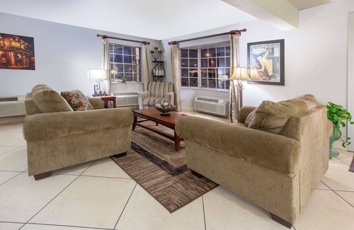 West Monroe Hotel | Super 8 by Wyndham Monroe West