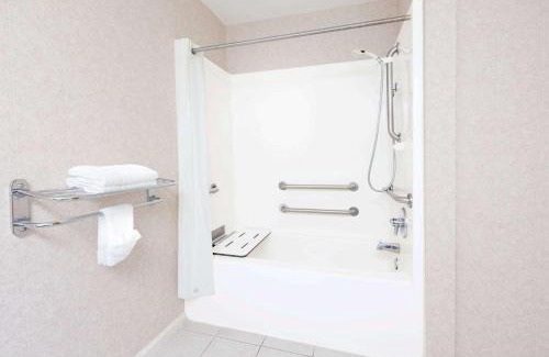 Pine Bluff Hotel | Super 8 by Wyndham Pine Bluff