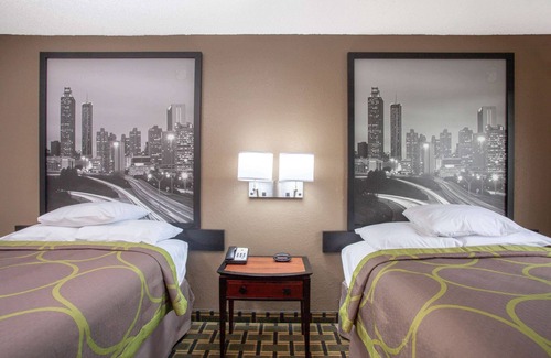 Waycross Hotel | Super 8 by Wyndham Waycross GA