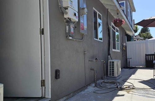 Harbor House | Super Clean, Elegant, Recently Renovated Casa With All New Appliances