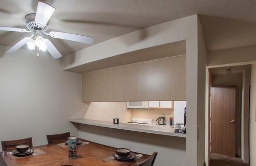 Reno Apartment | Super Clean Great Value APARTMENT MINS FROM DOWNTOWN RENO