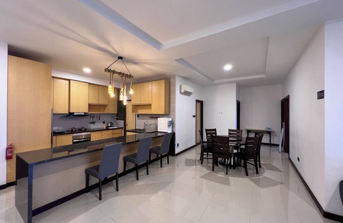 Kuching Apartment | Super Comfy 1800sqft Condo, 3bedroom with 2kingsize bed in Kuching, Sarawak