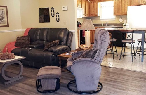 Signal Mountain House | Super Comfy/Private Signal Mtn Cottage Near Chattanooga