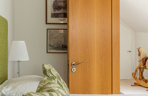 Newcastle Bed & Breakfast | Super King Room with Private en Suite