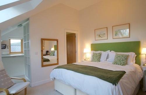 Newcastle Bed & Breakfast | Super King Room with Private en Suite