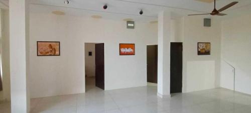 Patiala Hotel | Super OYO 87047 Blossom inn