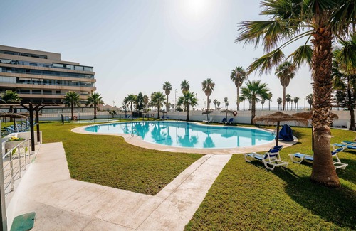 Roquetas de Mar Apartment | Superb First Line Apartment Playa Serena Wifi