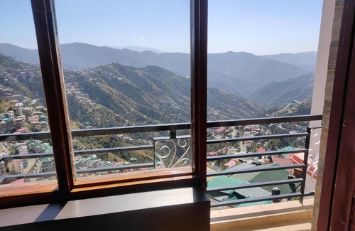 Sanjauli Apartment | Superb Luxury Three Bed Apartment