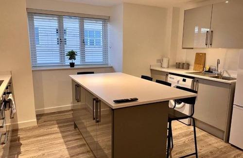 Northampton Apartment | Superb modern flat in Northampton, parking &EV