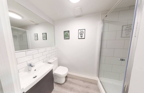 Middlesbrough Apartment | Superb Studio Apartment - 001