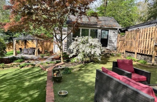 Channing Valley Cottage | SuperHost~ Buckhead Guest House Near Downtown ATL!