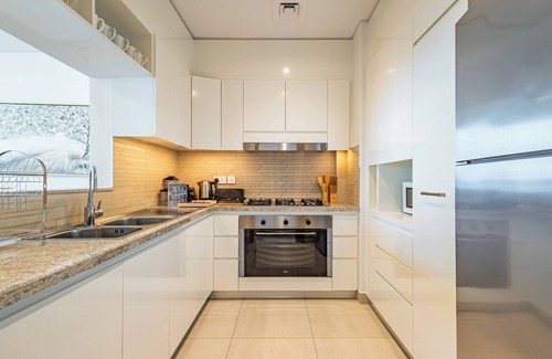 Bur Dubai Apartment | Superhost Elegant 3BR Burj Khalifa View