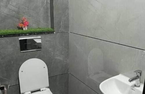 Maheshwar Apartment | Superior Family Studio @ StayMore 4 to 6 adults