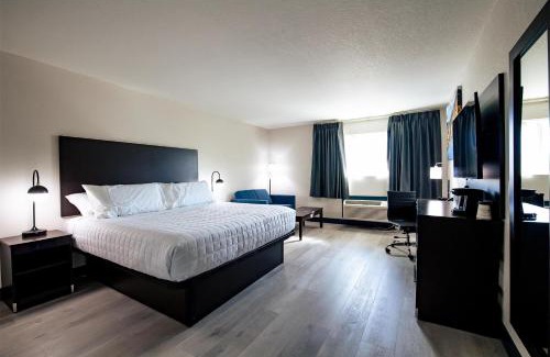 Forsyth Hotel | SureStay by Best Western Forsyth