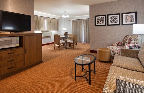 Camarillo Hotel | SureStay Hotel by Best Western Camarillo