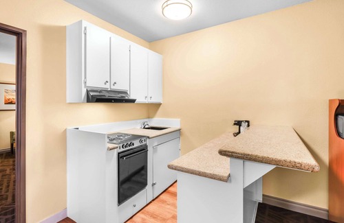 Twentynine Palms Hotel | SureStay Plus by Best Western Twentynine Palms Joshua Tree