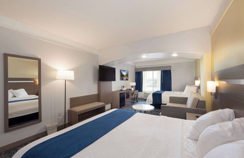 Billings Hotel | SureStay Plus Hotel by Best Western Billings