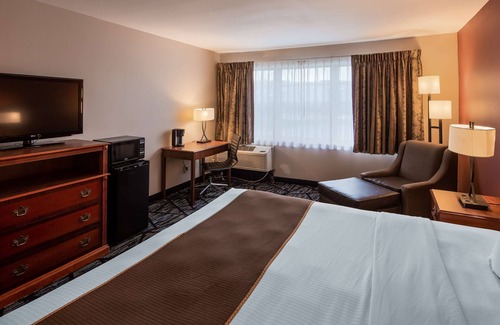 Auburn Hotel | SureStay Plus Hotel by Best Western Auburn