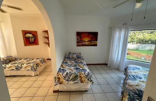 Port Edward House | Surf and Sun Accommodation