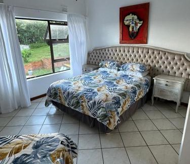 Port Edward House | Surf and Sun Accommodation