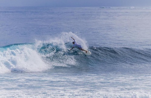 Raalhuveli Island House | Surf House by Konalle