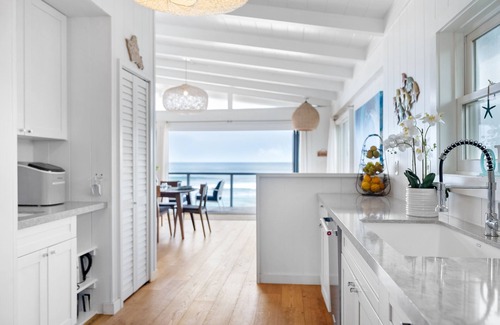 Pupukea House | Surfer's Paradise: Two Floors Ocean View Home, Walking Distance to Sunset Beach