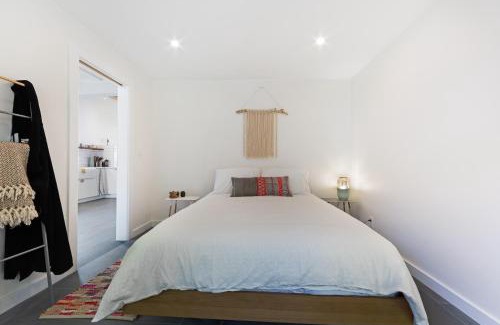 Old Town House | Surfer's Paradise