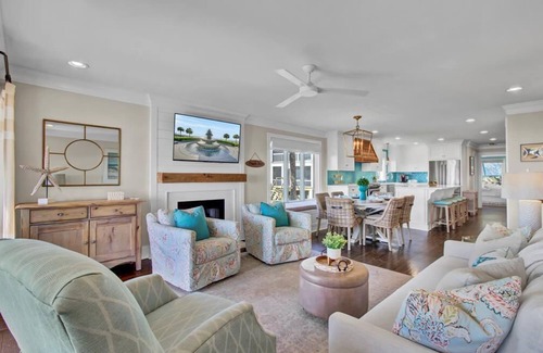 Isle of Palms Villa | Surfside Villa at 8 Beach Club Villa|Oceanfront Luxury|Outdoor Living Room|Complete Renovation|Ch.