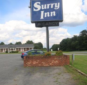 Dobson Hotel | Surry Inn - Dobson - I-77 - Exit 93