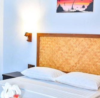 Thelu Veliga House | Suvaasa Inn