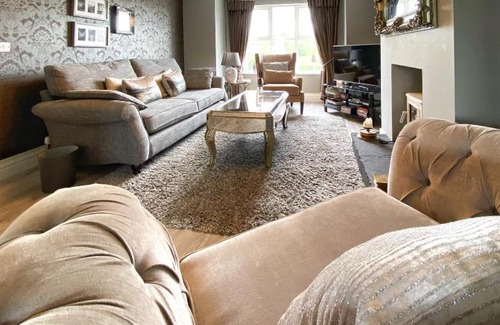Enniskillen House | Swallow Lane, Enniskillen, Co Fermanagh, 5* Chic