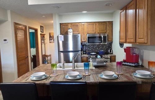 Notch Estates Apartment | Swan's Woodland Getaway Condo