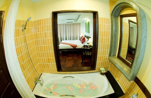 Wang Phinphat Hotel | Swankaburi Boutique Hotel