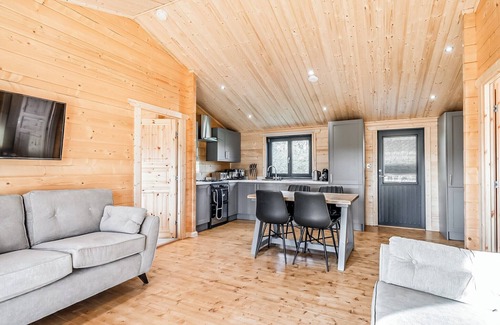 Driffield Ski Chalet | Swaythorpe Lodge (Pet)