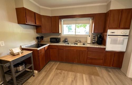 Marion Apartment | Swayzee St Suite