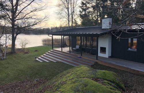 Ingaro House | Swedish Beachfront Cottage