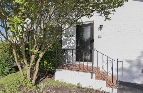 Fort Mill House | Sweet 1BR 1BA 5 min to lake 20 min to downtown CLTn