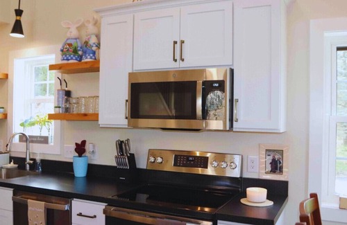 Millersburg Cabin | Sweet Dreams at Water's Edge Cabins