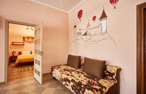 Kamenets-Podol'skiy Apartment | Sweet Home