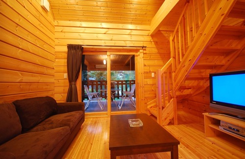 Inawashiro House | Sweet I Finland log and Canadian made/Yama-gu Fukushima