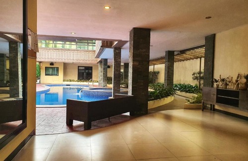 Mariana Apartment | SweetSuites at Pine Crest #T3-1212
