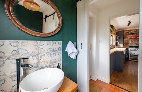 Norwich House | Swift Host | 3 Bed | Outskirts of Norwich | Parking | Garden