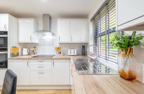 Norwich House | Swift Host Wensum View Sleeps 8 Parking River View