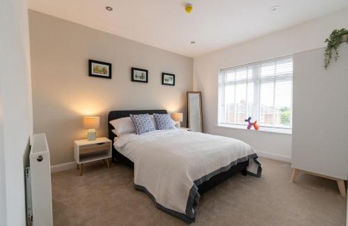 Swillington Apartment | Swillington Retreat: Modern 2BD Flat in Leeds