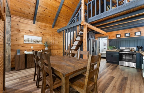 Marshall Cabin | Swimming Hole Buffalo River Hot Tub